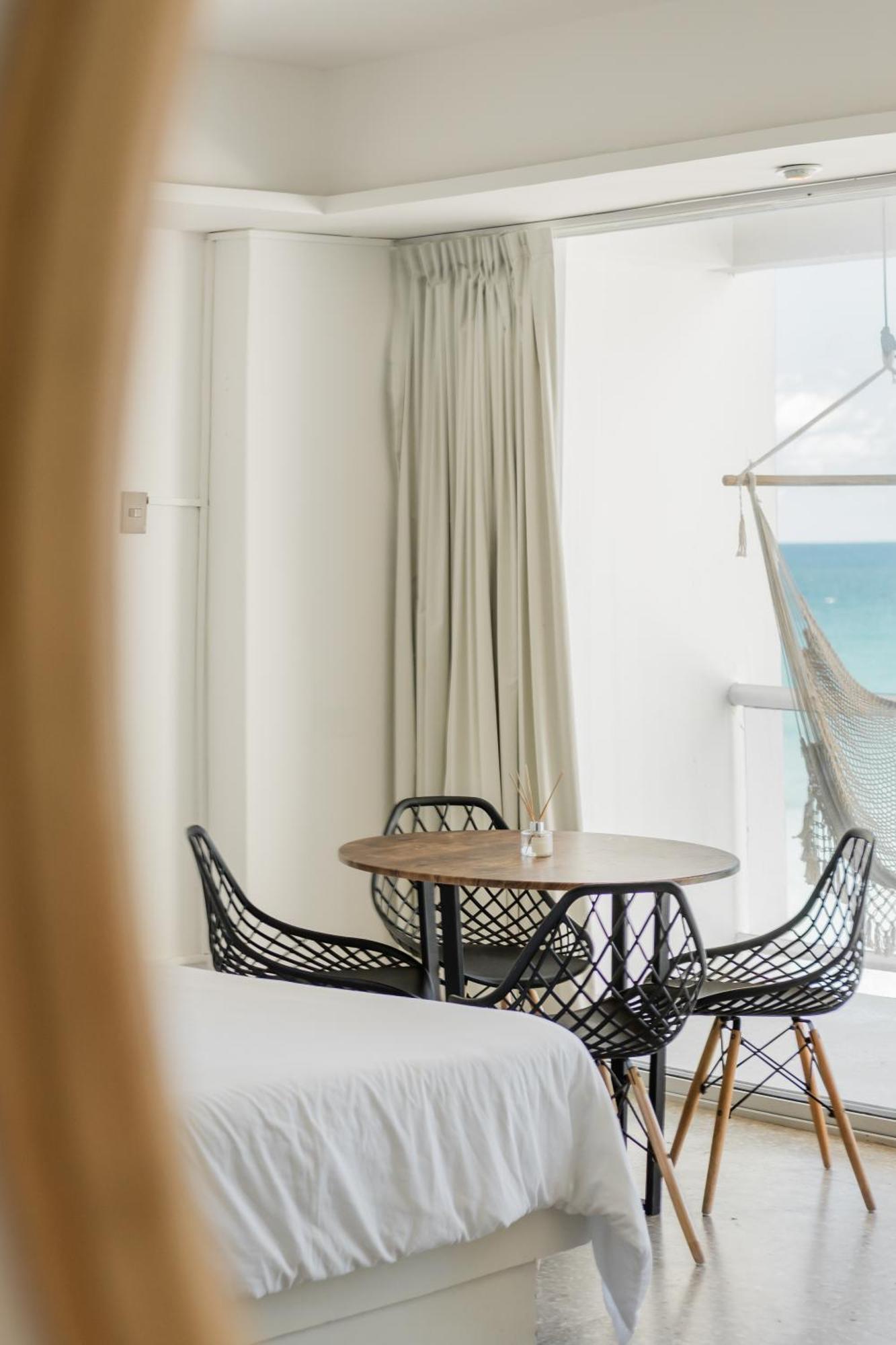 Apartamento *turquoise Escape- Beachfront By Casa Paraiso*